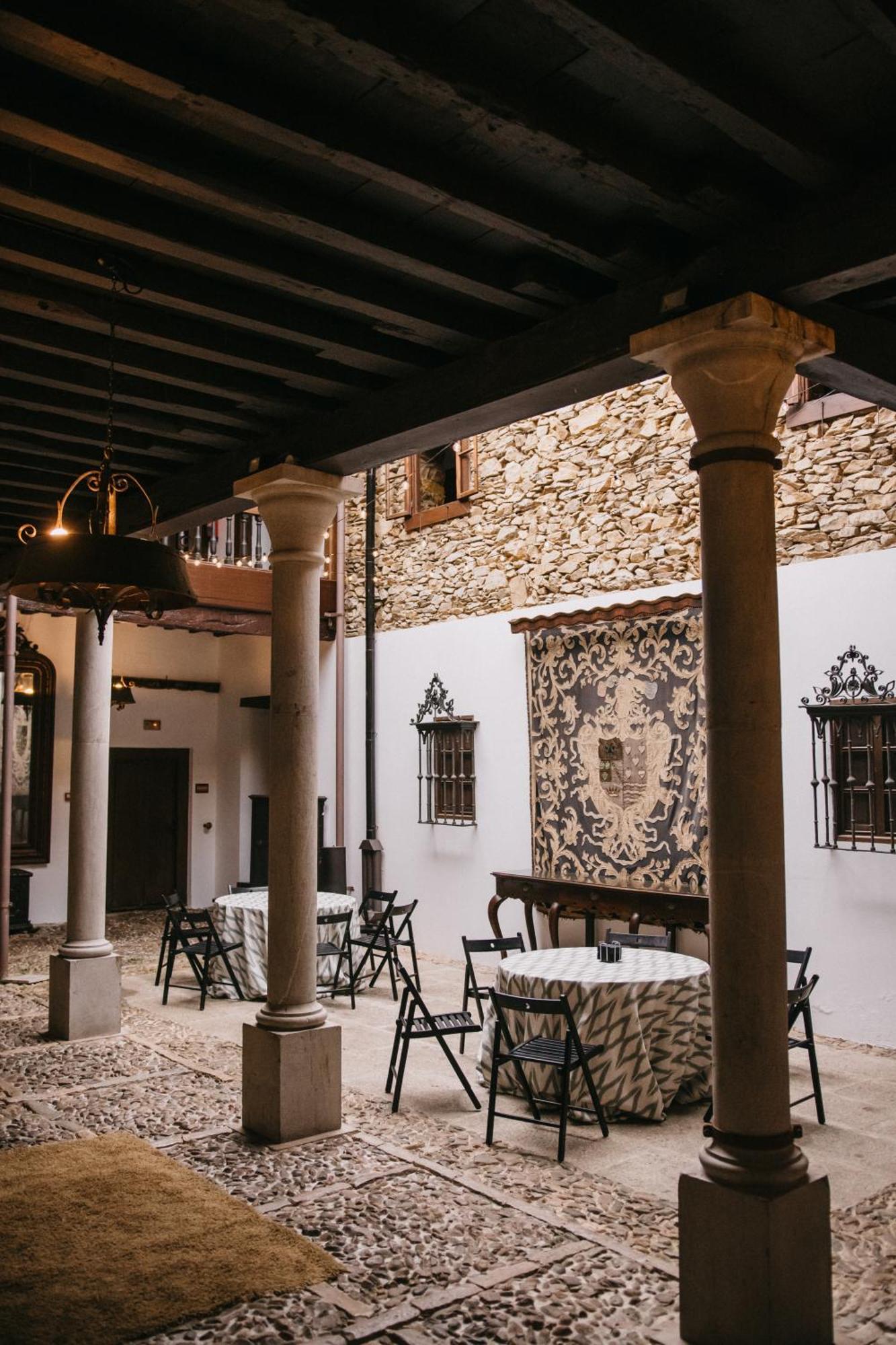 Palacio Conde Toreno Malleza エクステリア 写真
