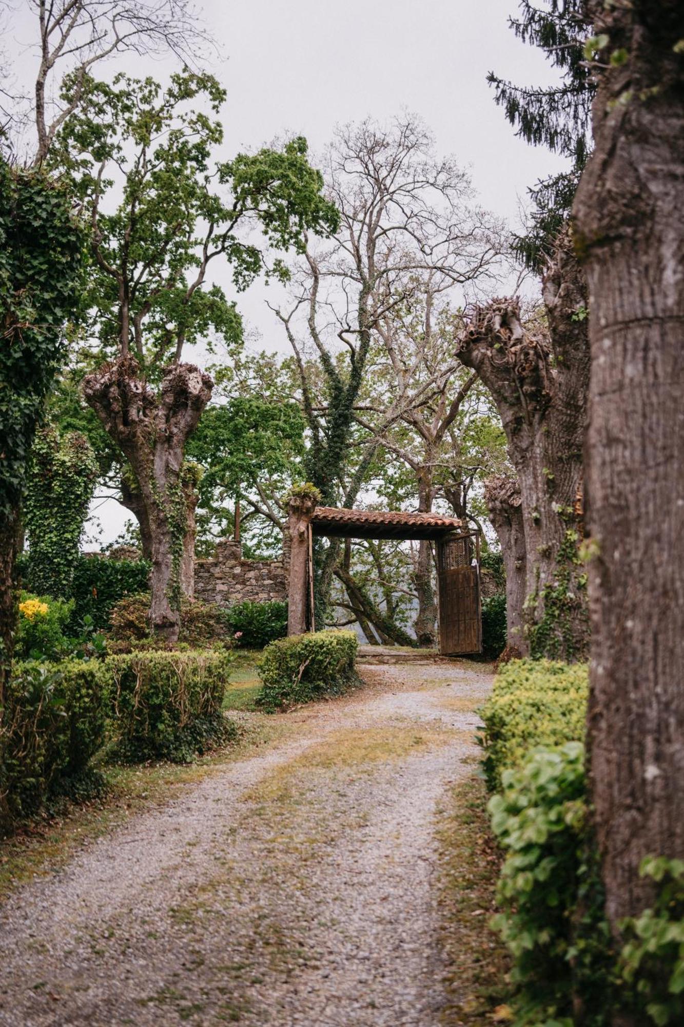 Palacio Conde Toreno Malleza エクステリア 写真